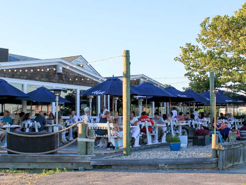 Dinner A Lure Chowder House & Oysteria, Southold, NY